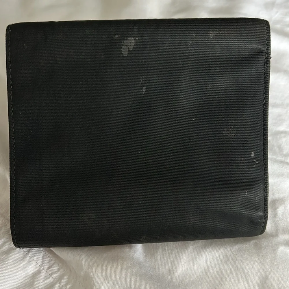 Prada Wallet - Picture 3 of 9